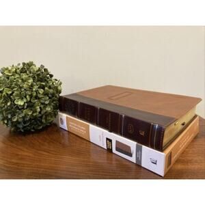 KJV Bible with APOCRYPHA | Thumb-indexed | Authorized King James Version